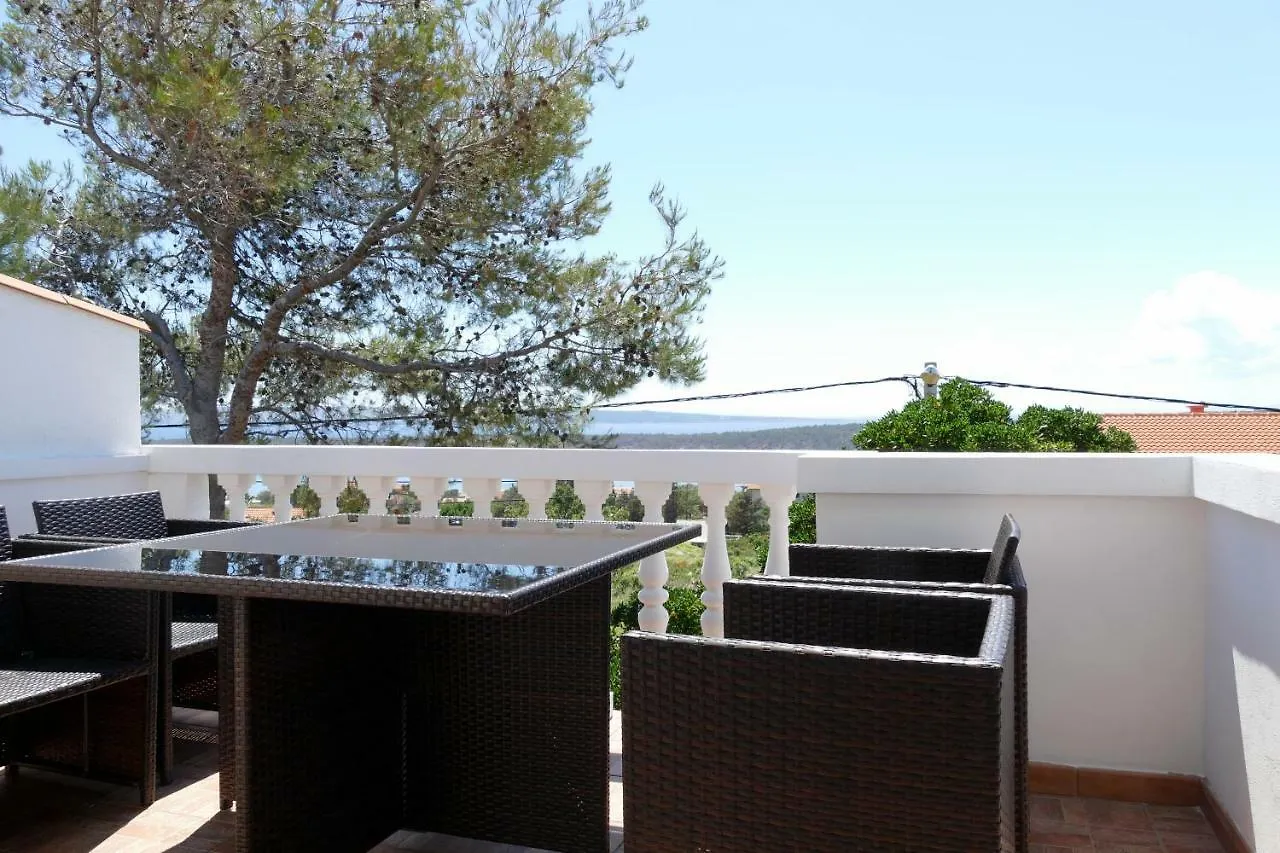 Apartment Tommy Barbat na Rabu Croatia